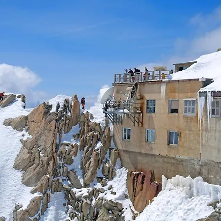 Chalet Aventurine 샬레 *