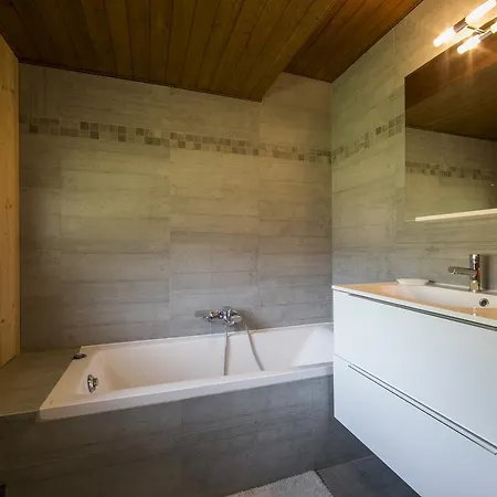 Chalet Aventurine 샬레 *